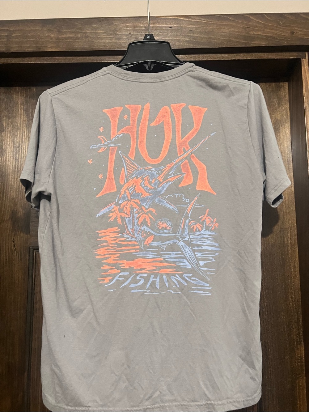 Huk Fishing Men's Graphic Tee - Gray with Coral Print swordfish
